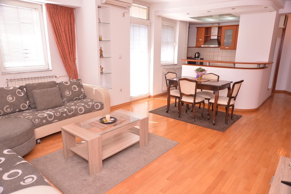 Exclusive Central Apartments Skopje Exterior photo